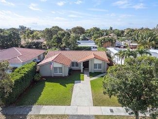 3060 NW 4th St, Miami, FL 33125