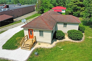 625 Bedford Rd SE, Brookfield, OH 44403