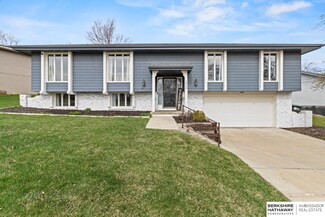 2938 S 159th Avenue Cir, Omaha, NE 68130