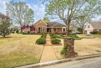 3543 Neyland Dr, Collierville, TN 38017