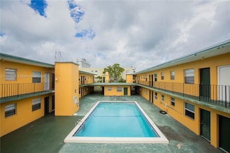1975 NE 135th St Unit 3B, North Miami, FL 33181