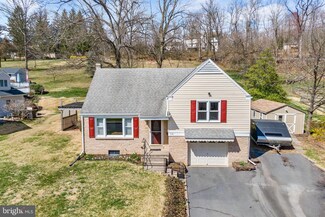 1116 N 7th St, Perkasie, PA 18944