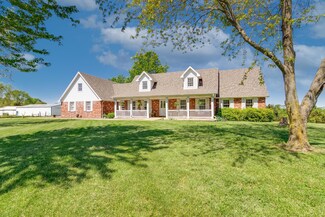 9767 County Road 367, New Bloomfield, MO 65063