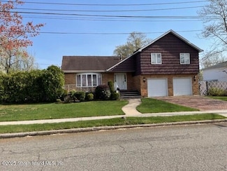28 Jansen St, Staten Island, NY 10312