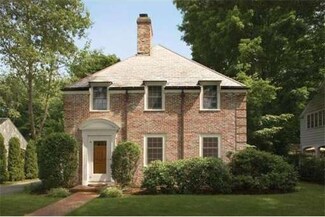 171 Reservoir Rd, Chestnut Hill, MA 02467