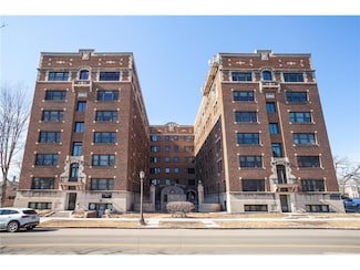 79 Western Ave N Unit 100, Saint Paul, MN 55102