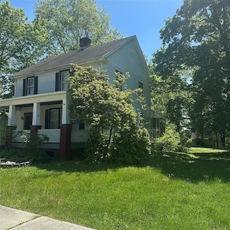 102 E Cedar St, Poughkeepsie, NY 12601