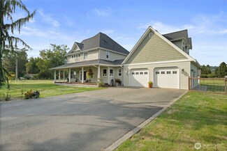 9177 Collins Rd, Sedro Woolley, WA 98284