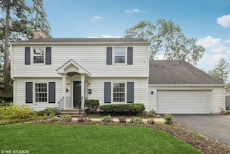 220 E Elm St, Wheaton, IL 60189