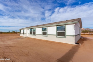 2107 N Valley Dr, Apache Junction, AZ 85120