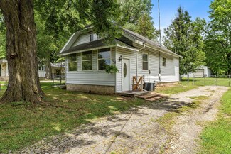 2533 S 3rd St, Niles, MI 49120