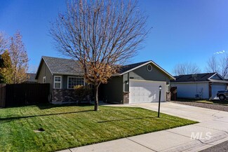 1080 N Maple Creek Ave, Meridian, ID 83642