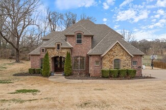 625 Chattin Cir, Bentonville, AR 72712