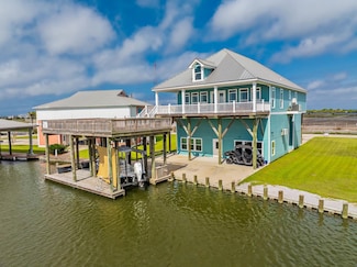 7002 Pamela Blvd, Grand Isle, LA 70358
