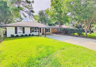 9906 Bassoon Dr, Houston, TX 77025