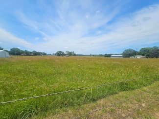 000 E Church St, Aurora, MO 65605