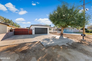 5238 W Avenue l10, Lancaster, CA 93536