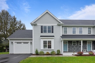 413 South St Unit 413, Foxborough, MA 02035