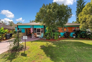 9 Poinsettia Dr, Debary, FL 32713