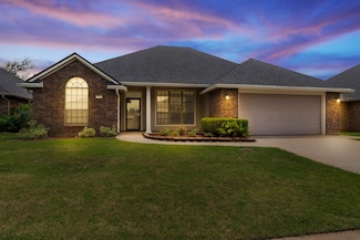 111 Rachel Ln, Bossier City, LA 71111