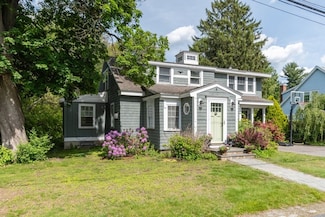 6 Willow St, Wellesley, MA 02481