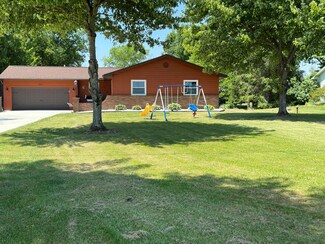 4260 Old Maids Ln SW, Pataskala, OH 43062