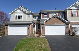 376 Larsdotter Ln, Geneva, IL 60134