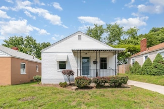 12 N Riverview Dr, Hamilton, OH 45015
