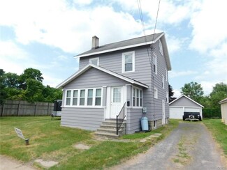 367 Roxford Rd N, Syracuse, NY 13208