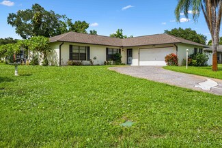 998 Dupont St NE, Palm Bay, FL 32907