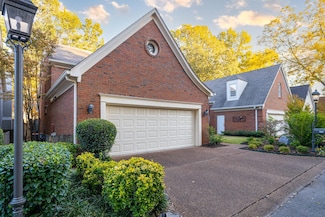 484 Kingsgate Cove, Memphis, TN 38117