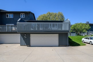 2921 Winnipeg Dr, Bismarck, ND 58503