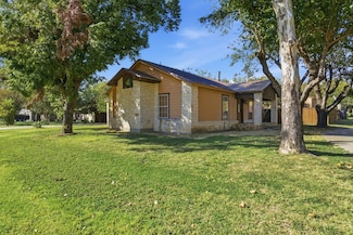 200 N Elm Ln, Tolar, TX 76476