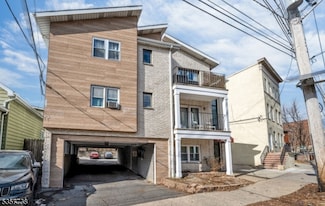 349 Gorge Rd Unit 2, Cliffside Park, NJ 07010
