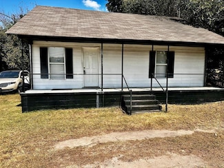 804 N Railroad St, Phenix City, AL 36867