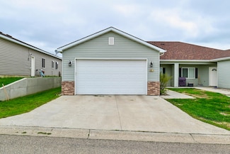 115 Hilltop Way Unit John Rian Addition, Stanley, ND 58784