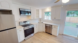 130 Old Ferry Rd Unit A, Haverhill, MA 01830