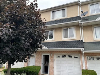 82 Seagate Ct, Staten Island, NY 10305