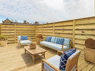970 Greene Ave Unit 4A, Brooklyn, NY 11221