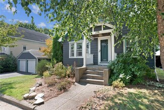 298 Sharon St, Providence, RI 02908