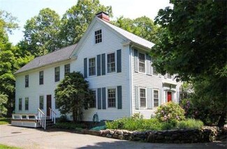 31 Topsfield Rd, Wenham, MA 01984