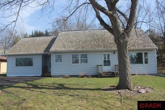 111 Lillian Dr, Mankato, MN 56001
