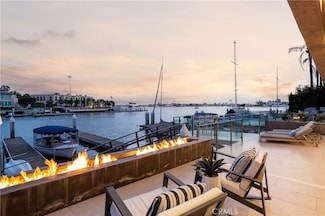 30 Linda Isle, Newport Beach, CA 92660