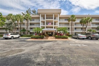 3051 S Palm Aire Dr Unit 102, Pompano Beach, FL 33069