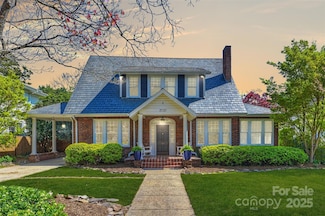 2021 Dilworth Rd W, Charlotte, NC 28203