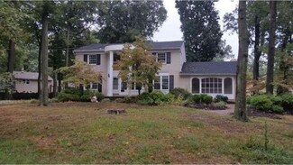800 Meadowview Dr, Cinnaminson, NJ 08077