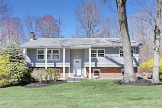 21 Buena Vista Rd, Suffern, NY 10901