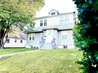 194 Elm Ave, Teaneck, NJ 07666