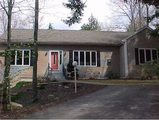 769 Dana Hill Rd, New Hampton, NH 03256