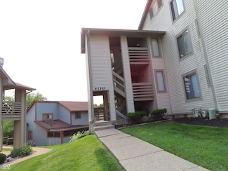 2931 Eagles Crest Cir, Indianapolis, IN 46214
